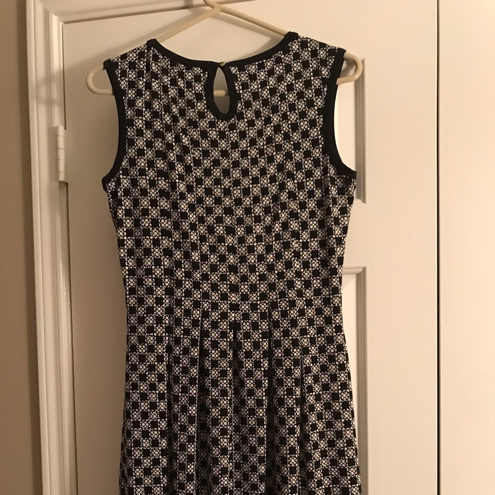 Max Studio Dress - Picture 2 of 3